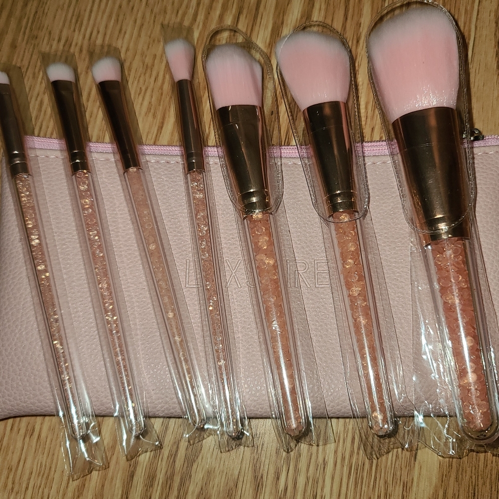 BRAND NEW 💥 Makeup Brush set with bag